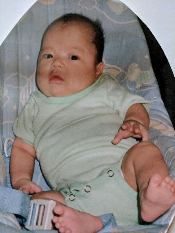 王啟新小時候的照片